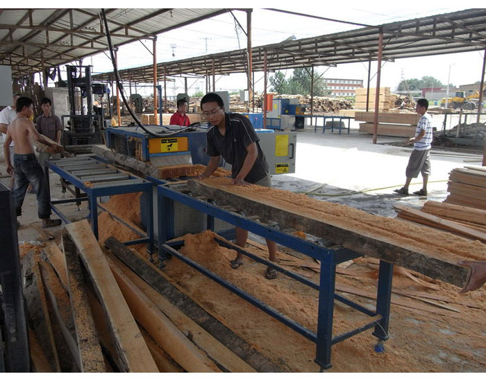 天津市-150方木多片鋸加工現(xiàn)場(chǎng)0